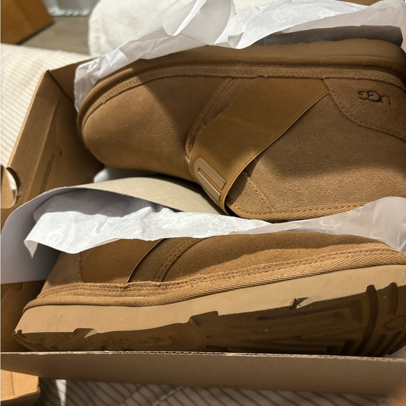 Ugg boots - Picture 9 of 9